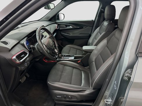Used 2023 Chevrolet TrailBlazer RS w/ Convenience Package image 13