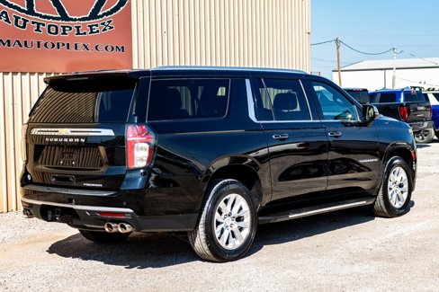 Used 2022 Chevrolet Suburban Premier image 3
