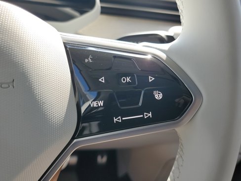 New 2025 Volkswagen ID. Buzz Pro S Plus image 21