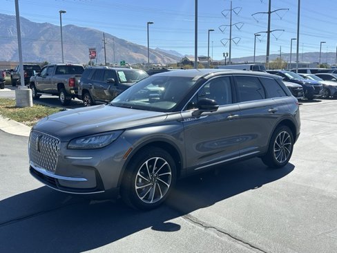 Used 2023 Lincoln Corsair AWD image 5