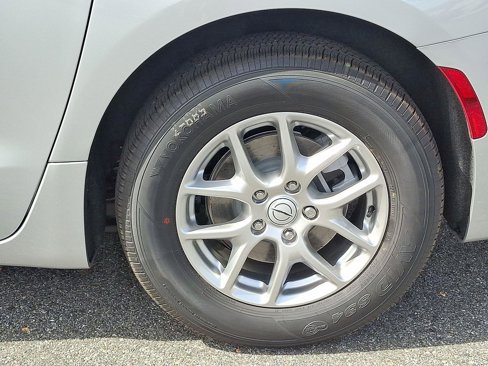New 2026 Chrysler Pacifica Select image 5