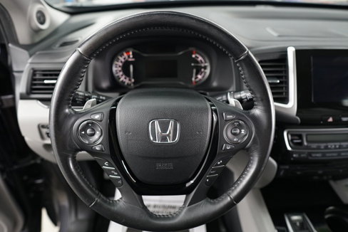 Used 2017 Honda Pilot Touring image 25