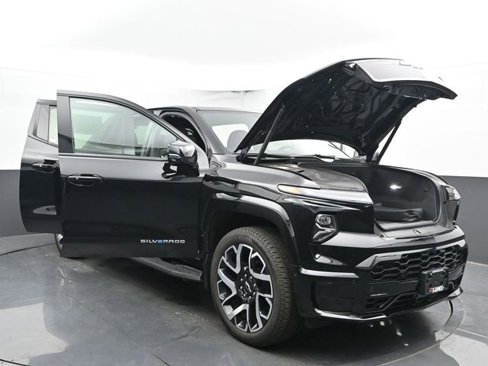 New 2025 Chevrolet Silverado EV RST image 48
