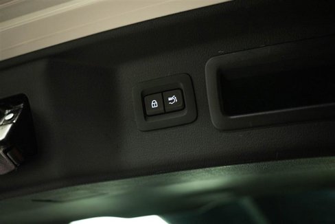 Used 2024 MAZDA CX-90 Plug-In Hybrid w/ Preferred image 8