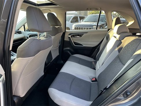 Used 2023 Toyota RAV4 XLE w/ Convenience Package image 11