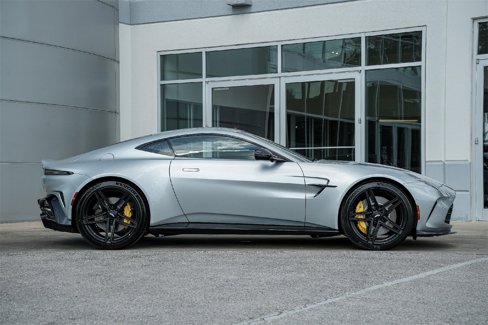 New 2026 Aston Martin V8 Vantage Coupe image 7