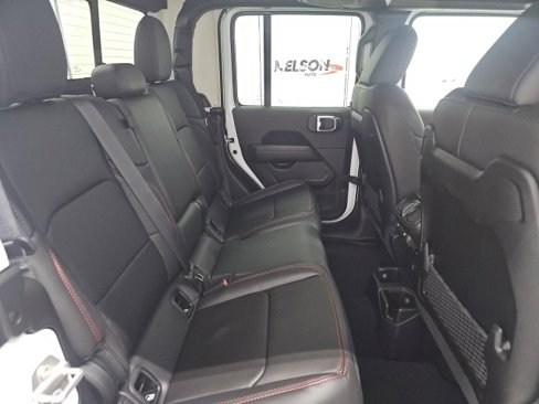 New 2025 Jeep Gladiator Rubicon w/ Safety Group image 16