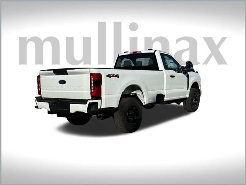 New 2025 Ford F350 4x4 Regular Cab Super Duty image 13