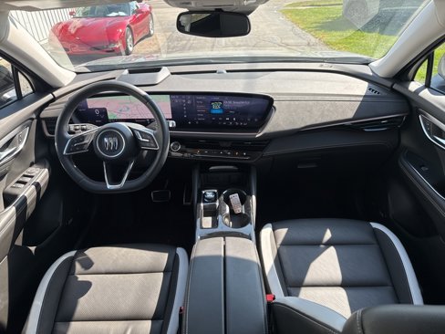 Used 2025 Buick Envision Sport Touring image 20