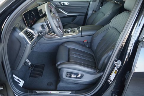 New 2026 BMW X7 M60i image 11