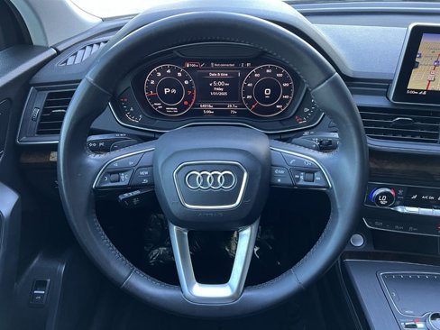 Used 2020 Audi Q5 2.0T Premium Plus w/ Premium Plus Package image 23