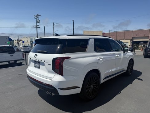 Used 2024 Hyundai Palisade Calligraphy image 5