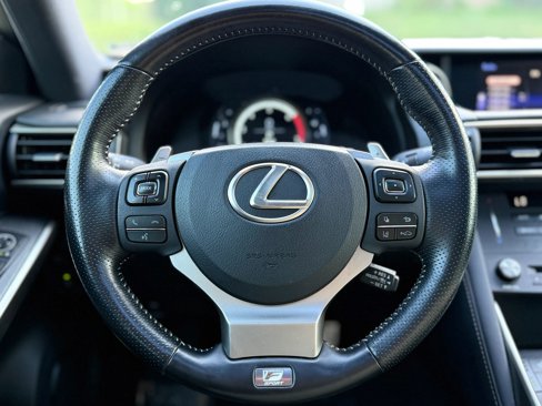 Used 2020 Lexus IS 300 F Sport image 14