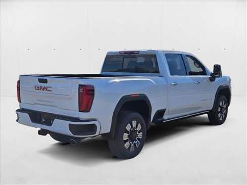 New 2026 GMC Sierra 2500 Denali w/ Denali Reserve Package image 2