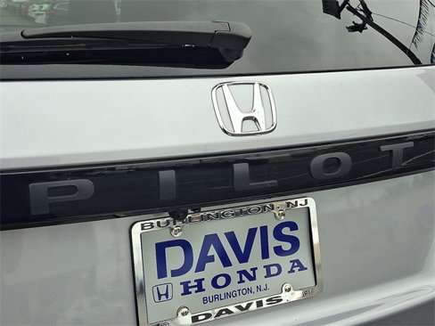 Certified 2025 Honda Pilot TrailSport image 31