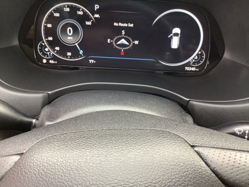 Used 2022 Hyundai Palisade Calligraphy image 32
