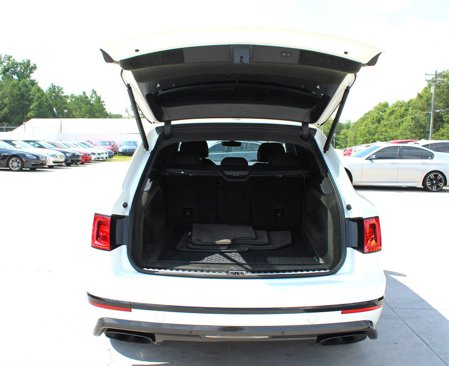 Used 2018 Bentley Bentayga image 68