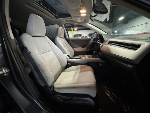Used 2019 Honda HR-V EX image 17