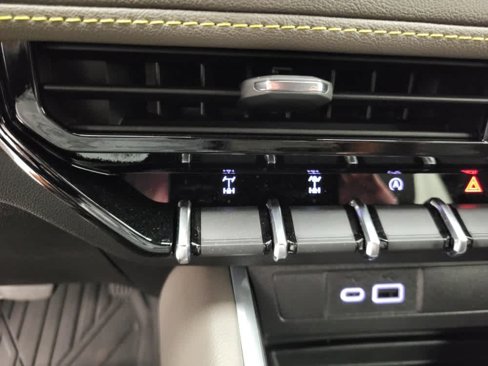 New 2025 Chevrolet Colorado ZR2 w/ Technology Package image 9