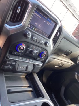 Used 2022 Chevrolet Silverado 1500 LT Trail Boss w/ Bed Protection Package image 9