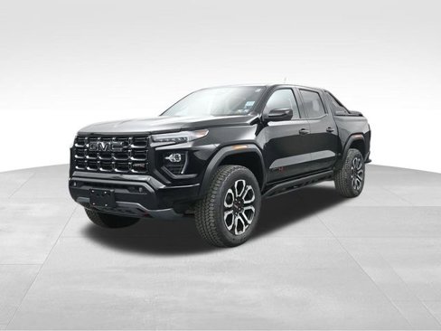 New 2025 GMC Canyon AT4 w/ Nightfall Edition image 5