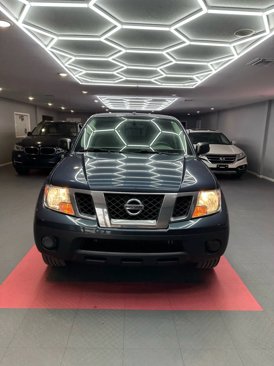 Used 2018 Nissan Frontier SV image 8