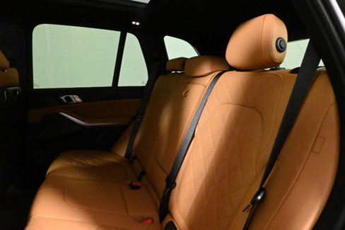 New 2026 BMW X5 xDrive50e w/ M Sport Package image 4