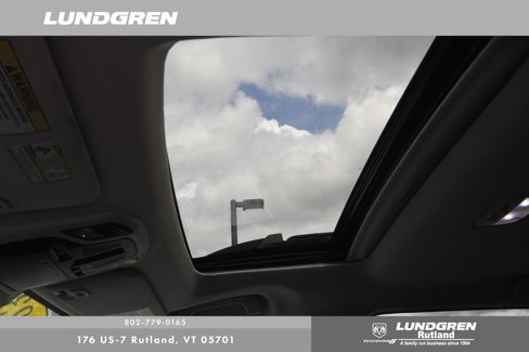 Used 2023 Subaru Outback Limited image 25