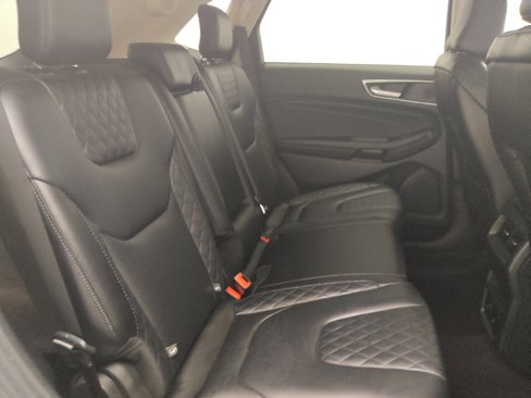 Used 2024 Ford Edge Titanium image 19