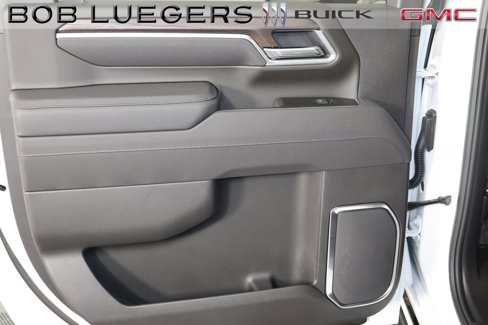 New 2026 GMC Sierra 2500 SLT w/ SLT Premium Package image 14