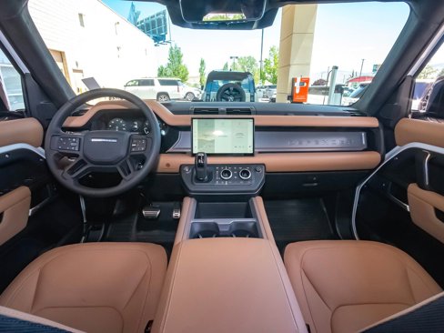 New 2025 Land Rover Defender 110 V8 image 40