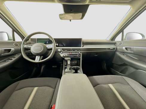 Certified 2025 Hyundai Sonata SE image 36