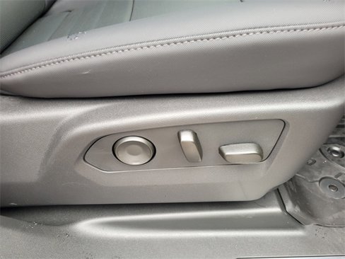 New 2025 GMC Hummer EV 2X image 16