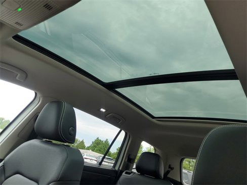 New 2026 Volkswagen Atlas SE image 19