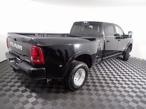 New 2026 RAM 3500 Limited image 22
