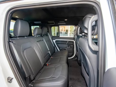 New 2025 Land Rover Defender 110 X-Dynamic SE image 45