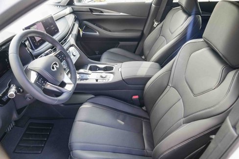 New 2026 INFINITI QX60 Luxe w/ Cargo Package image 18