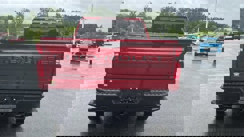 New 2025 Chevrolet Silverado 1500 LT Trail Boss w/ Convenience Package II image 4
