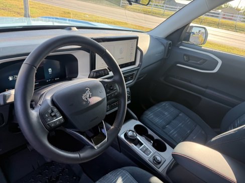 Used 2025 Ford Bronco Sport Heritage w/ Convenience Package image 10