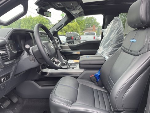 New 2025 Ford F150 Platinum image 10
