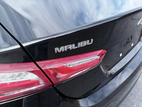 Used 2019 Chevrolet Malibu LT image 30