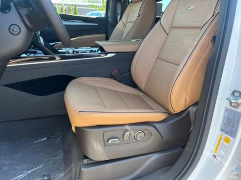 New 2025 Cadillac Escalade Premium Luxury w/ Touring Package image 24