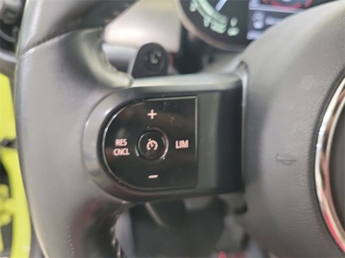 Certified 2023 MINI Cooper S w/ Signature Upholstery Package image 19