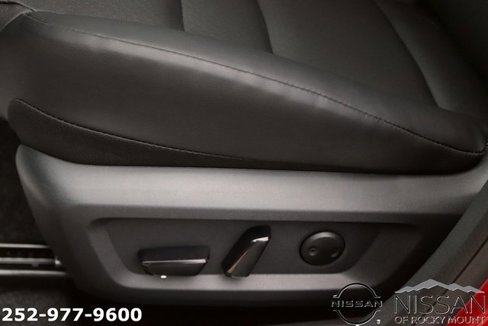 New 2026 Nissan Rogue SV w/ SV Premium Package image 15