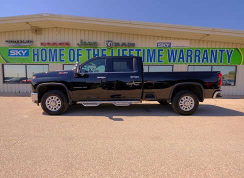 Used 2021 Chevrolet Silverado 3500 LTZ w/ LTZ Plus Package image 3