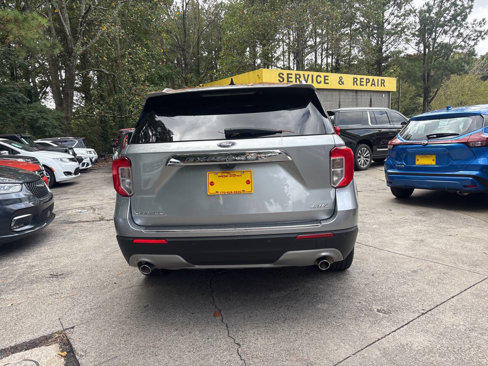 Used 2021 Ford Explorer Limited w/ Equipment Group 301A image 5
