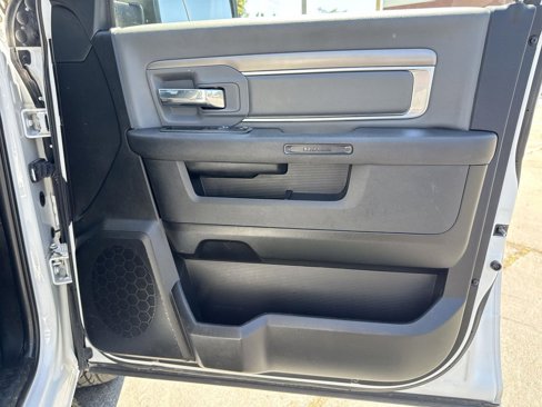 Used 2022 RAM 1500 Classic SLT image 36