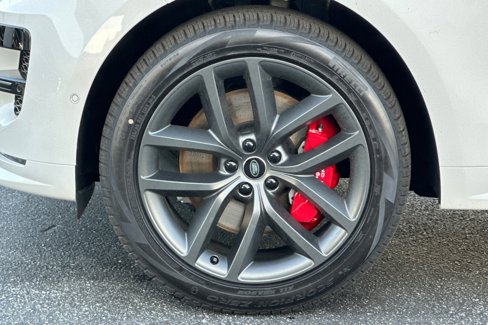 New 2025 Land Rover Range Rover Sport Dynamic SE image 23