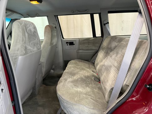 Used 1994 Chevrolet S10 Pickup 4WD 4-Door image 25