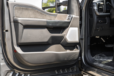 New 2025 Ford F250 Platinum image 47